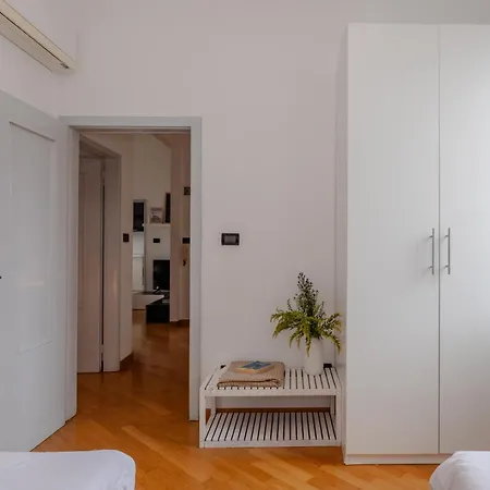 Διαμέρισμα Family 3 *