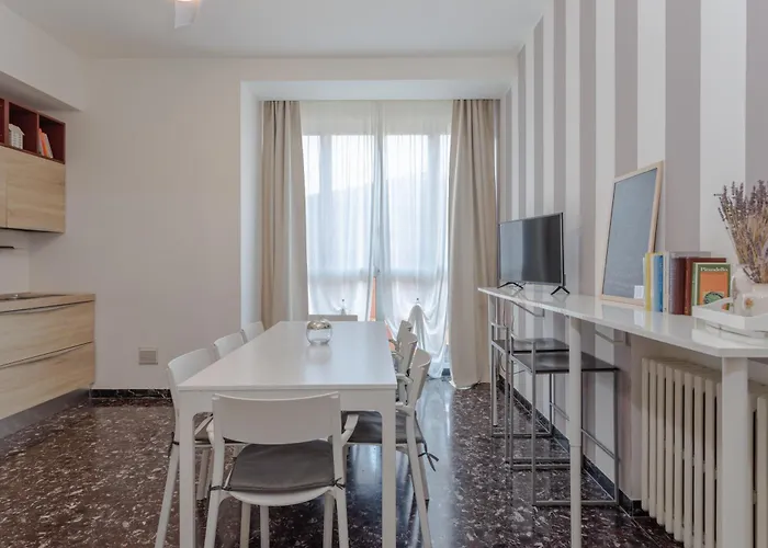 Family 3 Appartement Bologne